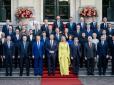 Все заради Трампа? Зеленський з'явився на саміті НАТО в костюмі (відео)
