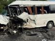 На Хмельниччині сталася ДТП з пасажирським автобусом, багато постраждалих (фото)