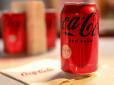 Експерти пояснили, чому кока-кола зі банки смакує краще, ніж із пластикової пляшки
