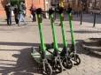Кінець терору на тротуарах: Перше місто в Україні запроваджує заборону на електросамокати та електровелосипеди