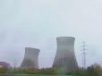Були одними з найбільших у країні: У  Німеччині підірвали дві 160-метрові градирні АЕС (відео)