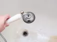 Забудьте про наліт і плями! Чим відмити ванну без дорогої хімії