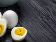 Ви могли це не знати! Лікарі розповіли про небезпеку вживання варених яєць