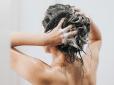 А ви це знали? Чому краще мити голову вранці після сну, а не ввечері